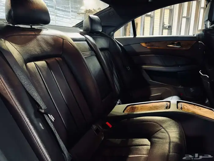 مرسيدس 2012 CLS500 v8 نظيف وبحاله ممتازه 15