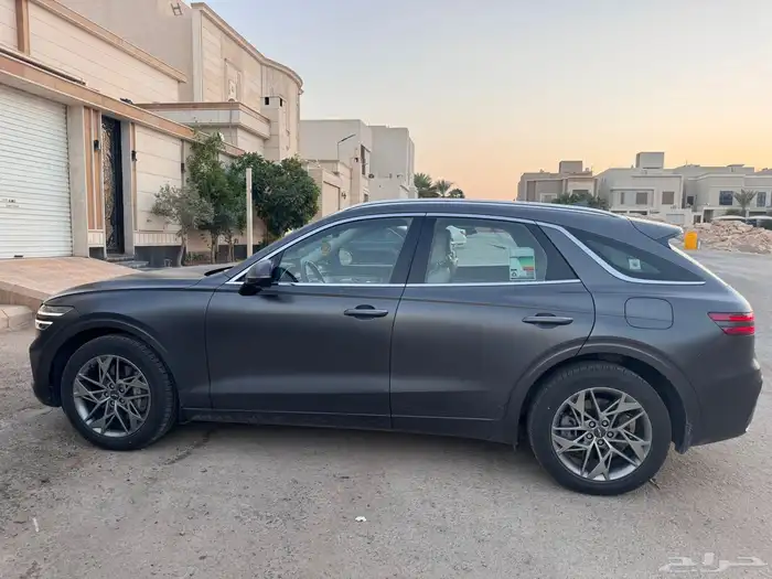 للبيع جنسس GV70 1