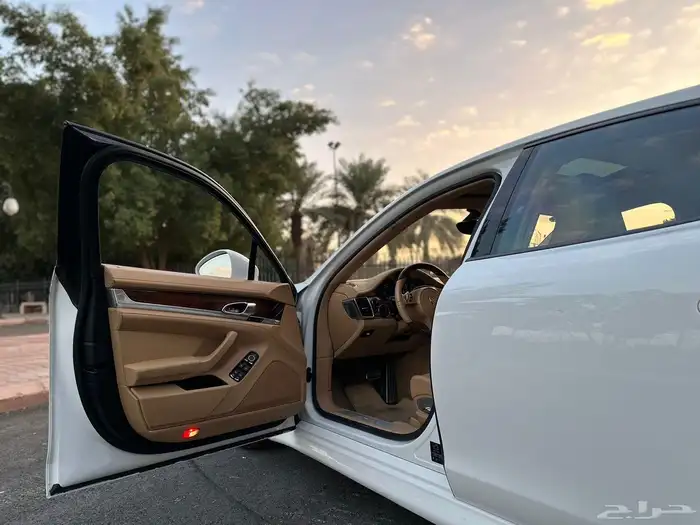 بورش بانميرا 4S PDK 2013 ( ممشى قليل ) 4