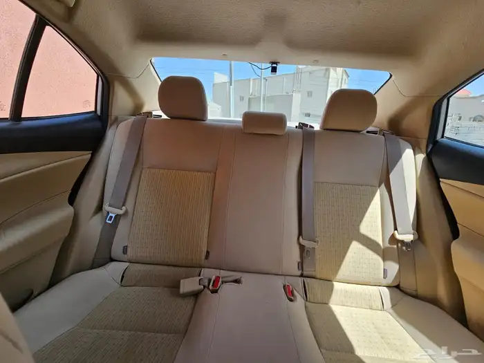يارس ابيض 2022 استخدام نظيف جدا 8