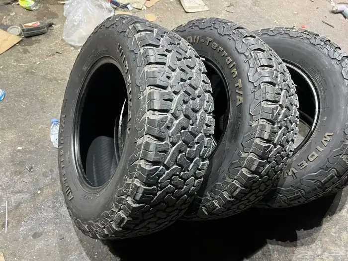كفرات ودواي نص حجري مقاس 265 70 18 18