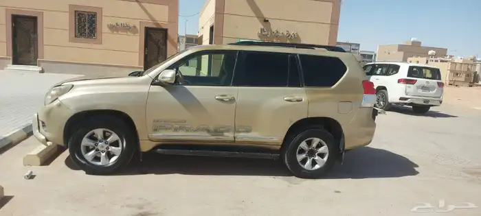 Toyota Prado automatic 2012 1