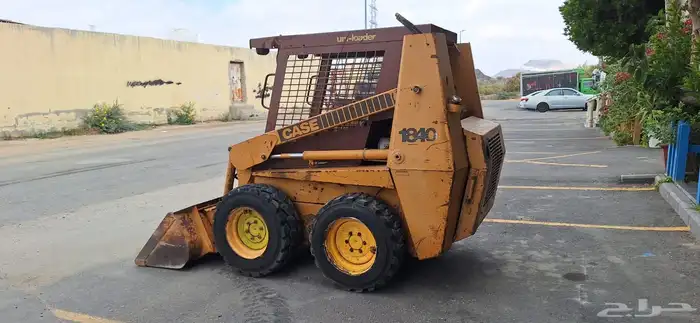 بوب كات شيول نوع كيسي شغال للبيع case 1840 6