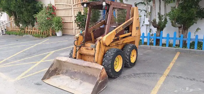 بوب كات شيول نوع كيسي شغال للبيع case 1840 0