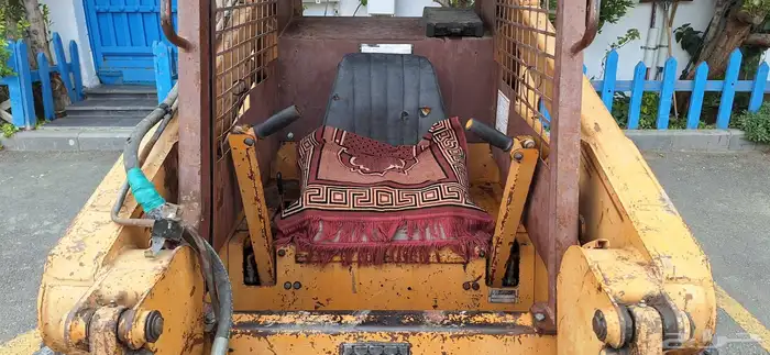 بوب كات شيول نوع كيسي شغال للبيع case 1840 7