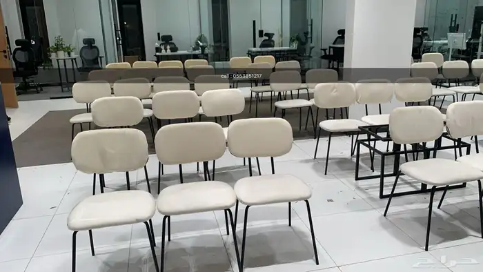 تاجير كنب كراسي طاولات شاشات خيام بكميات كبيرة 5