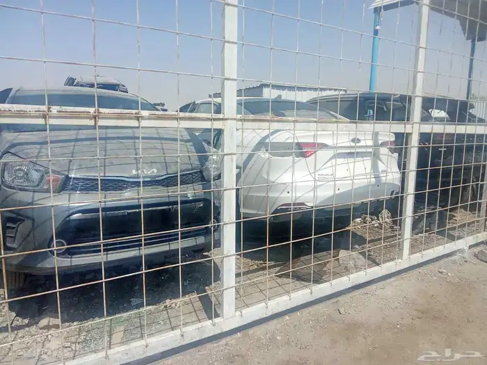 يوجد لدينا جميع انواع القطاع السيارات الهونداي 0