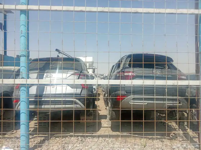 يوجد لدينا جميع انواع القطاع السيارات الهونداي 2