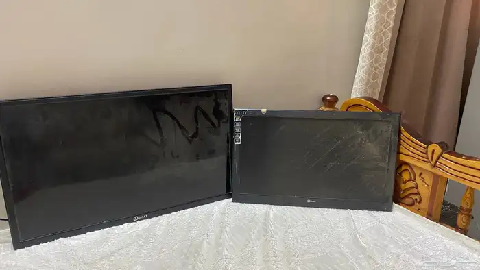 2شاشات للبيع نظيفه 2
