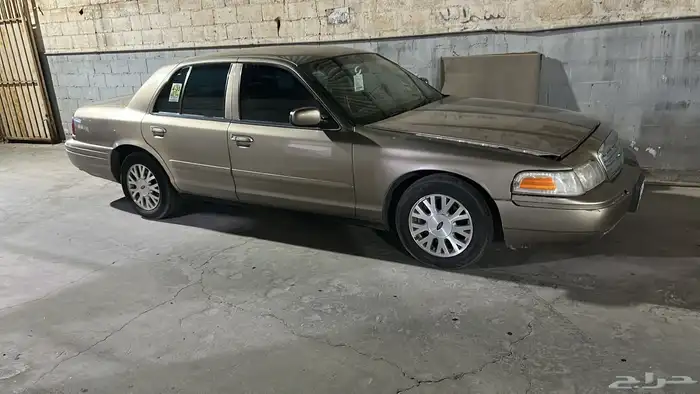 فورد فكتوريا 2003 1