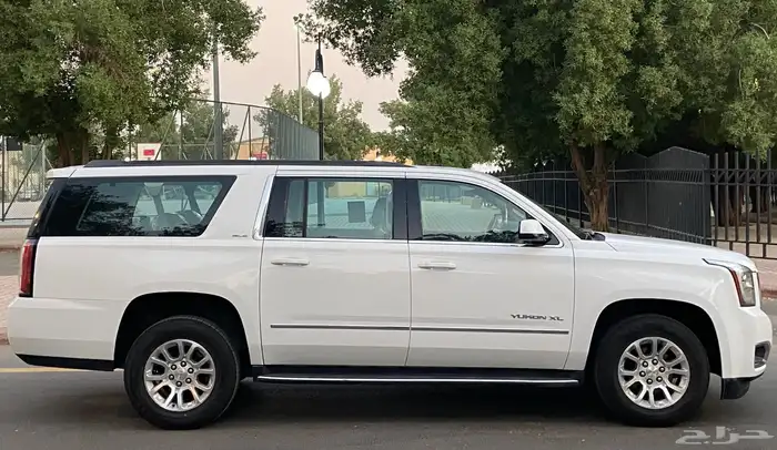 جي ام سي يوكن   2020 SLE 10