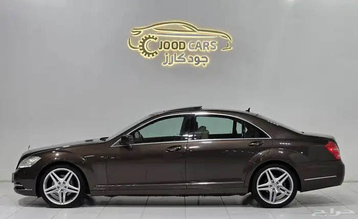 مرسيدس S500 موديل 2012 بحاله ممتازه 3
