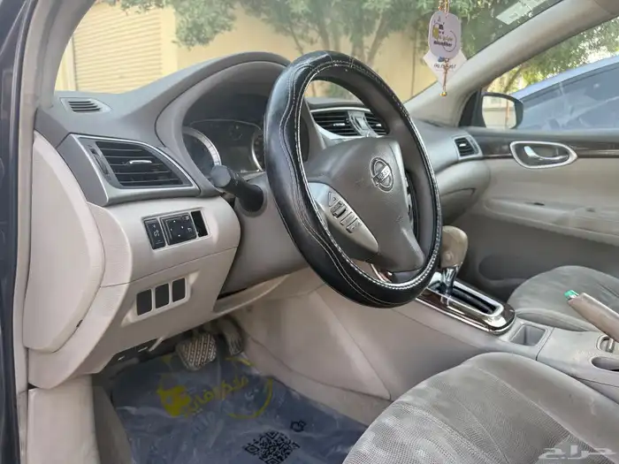 نيسان سنترا 2015 10