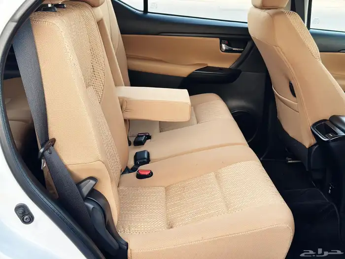 تويوتا فورتشنر موديل 2023 دبل V4 12