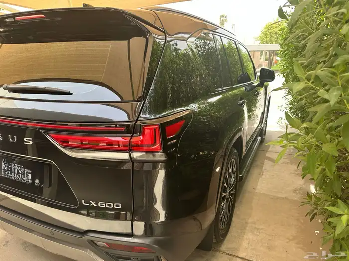 لكزس lx600 vip بلاك اديشين 2025 3