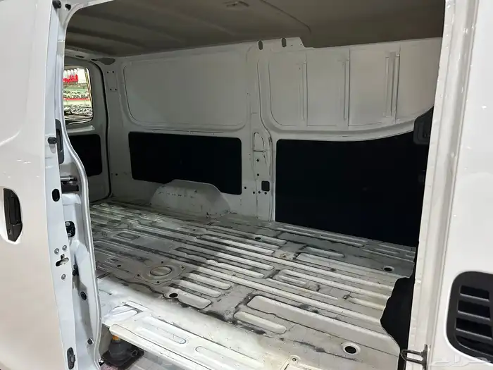 نيسان باص اورفان موديل 2021 بظاعه ديزل 3