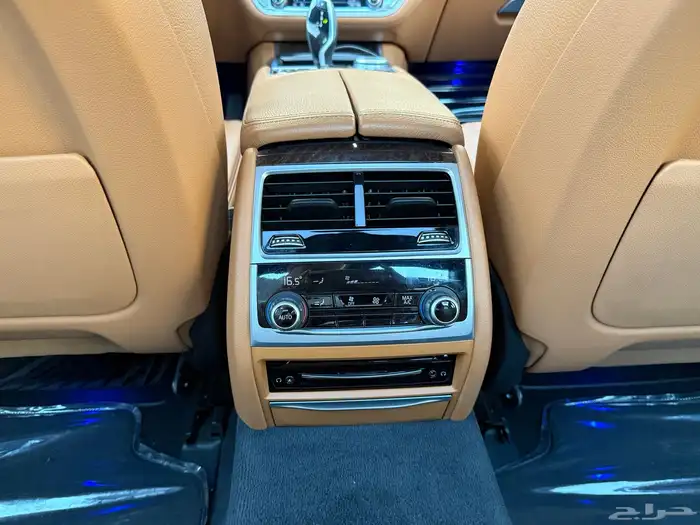 بي ام دبليو 2020 Li 730 29