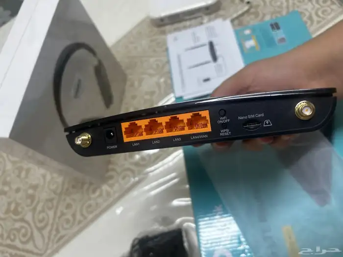 للبيع راوترين جديده و سماعه جديده 8