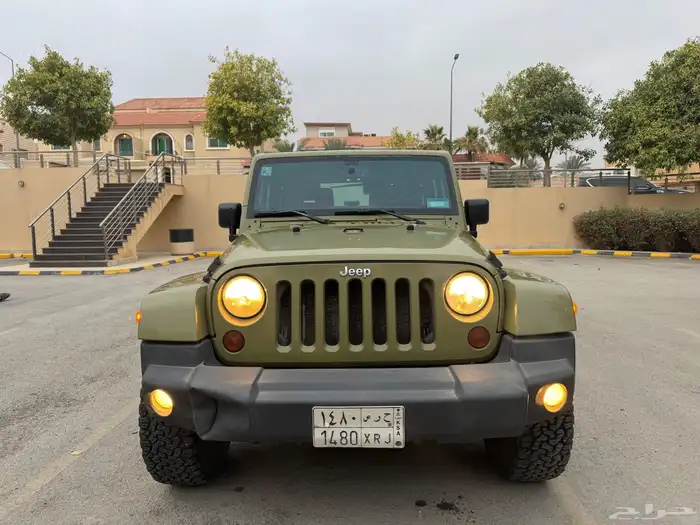 جيب رانجلر صحارى اخضر كوماندو للبيع في الرياض 3