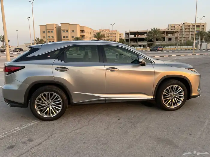 لكزس ار اكس 350 2021 2