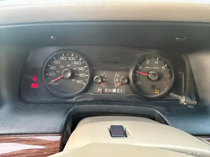 فورد فكتوريا 2008 3