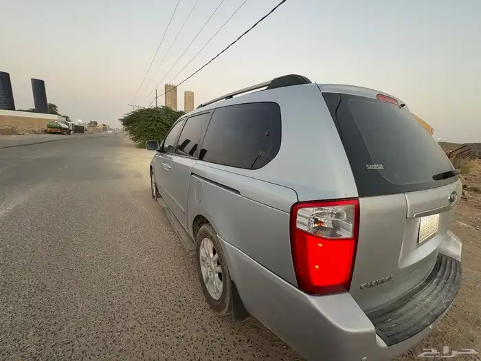 كيا كرنفال 2009 3