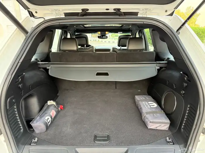 جيب شروكي موديل 2021 لميتد 36