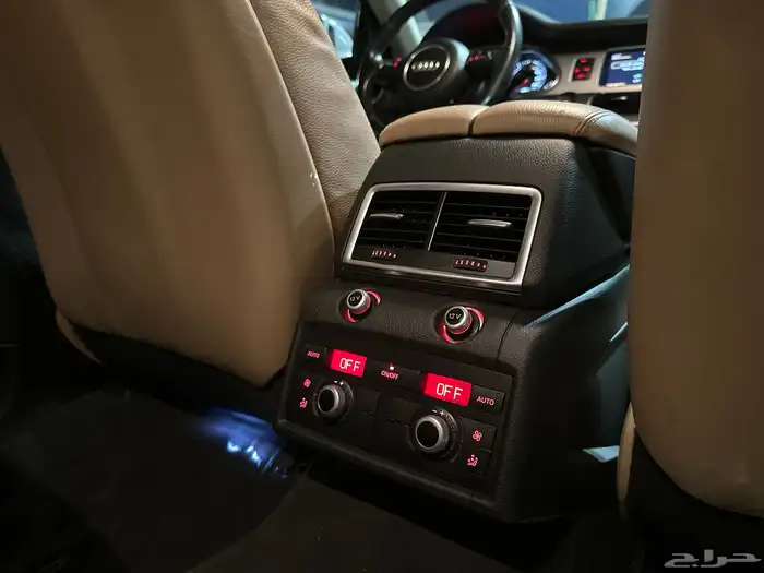 جيب اودي Q7 موديل 2014 فل كامل 30