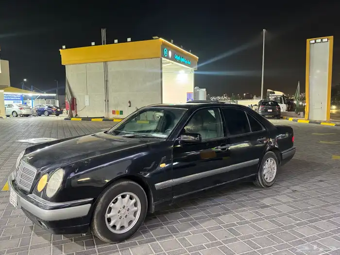 مرسيدسE230 0