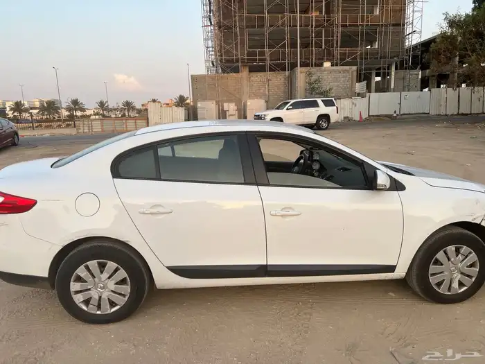 للبيع  رينو فلوانس 2014 بحالة ممتازه 6