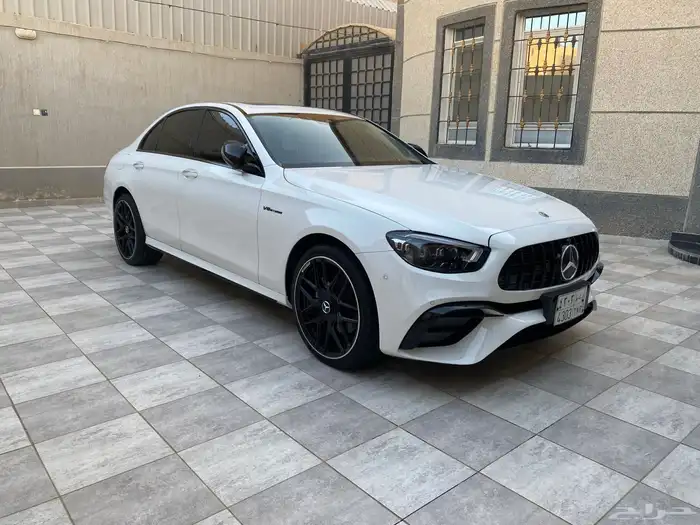 مرسيدس E220 2019 3