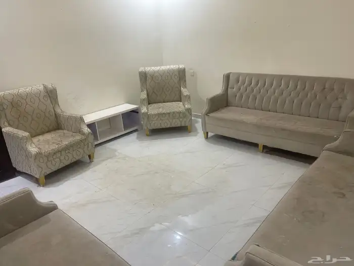 مطبخ كامل اجهزته الموجوده بالصور 2