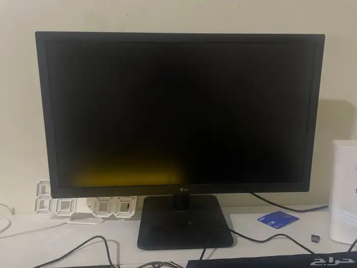 شاشة LG للبيع مع كرتونها 2