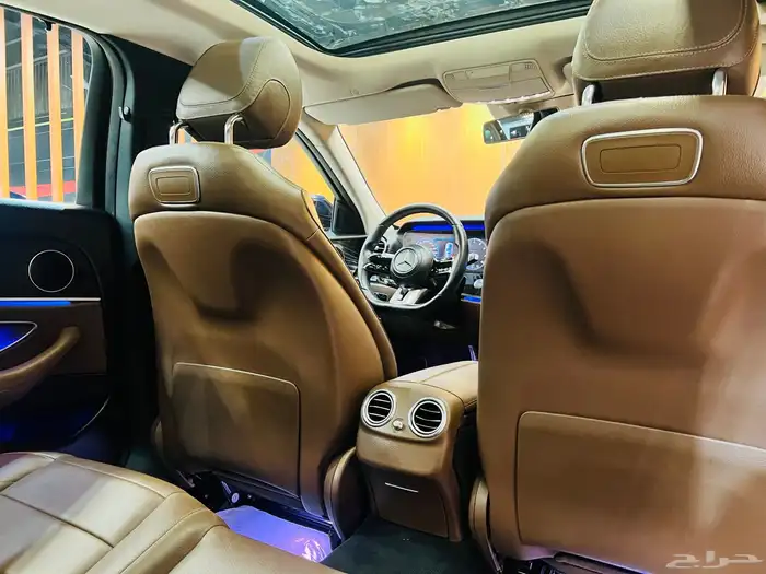 مرسيدس 2018 E300 ( بحاله ممتازه) 13