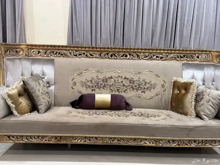 كنب مستخدم استخدام بسيط 2