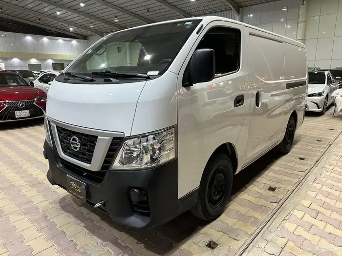 نيسان باص اورفان موديل 2021 بظاعه ديزل 1