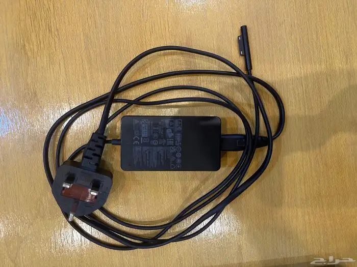 للبيع لابتوب مايكروسوفت سيرف 3 6