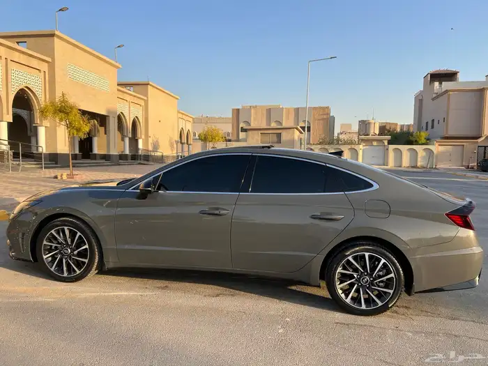 للبيع سوناتا ميد 2023 7