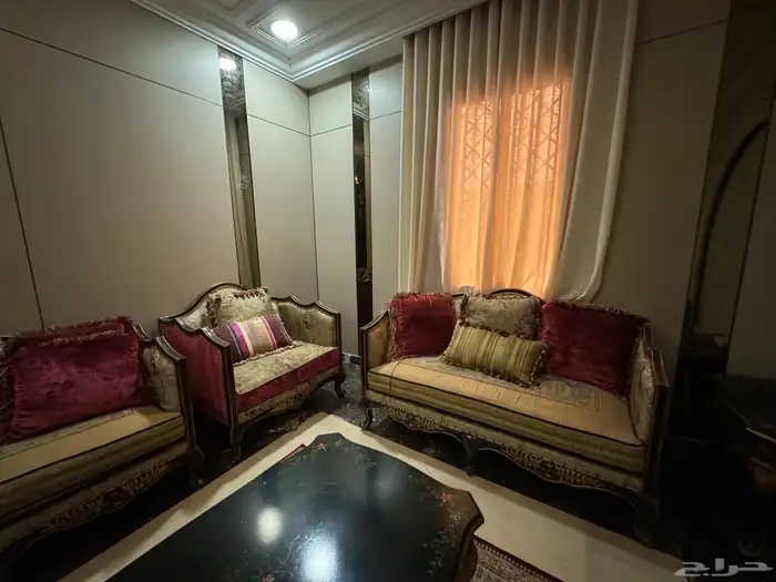 طقم كنب كلاسك مع طاولات 4500 1