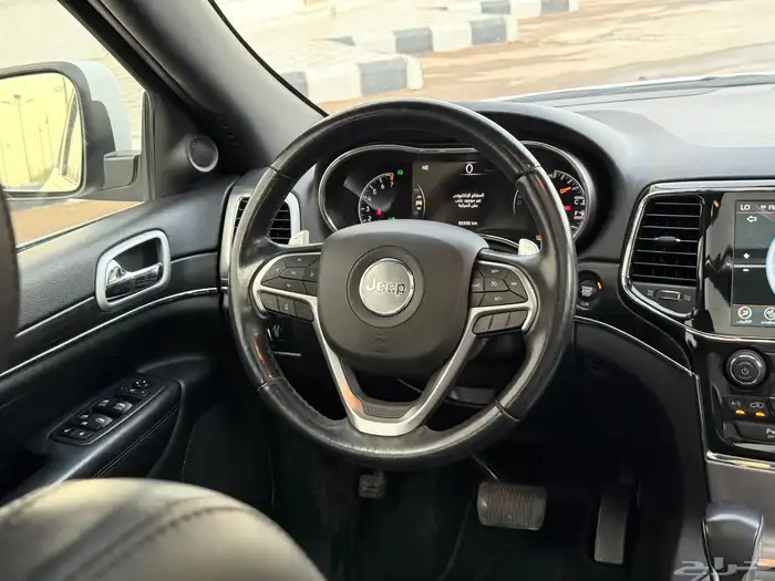 جيب شروكي موديل 2021 لميتد 25