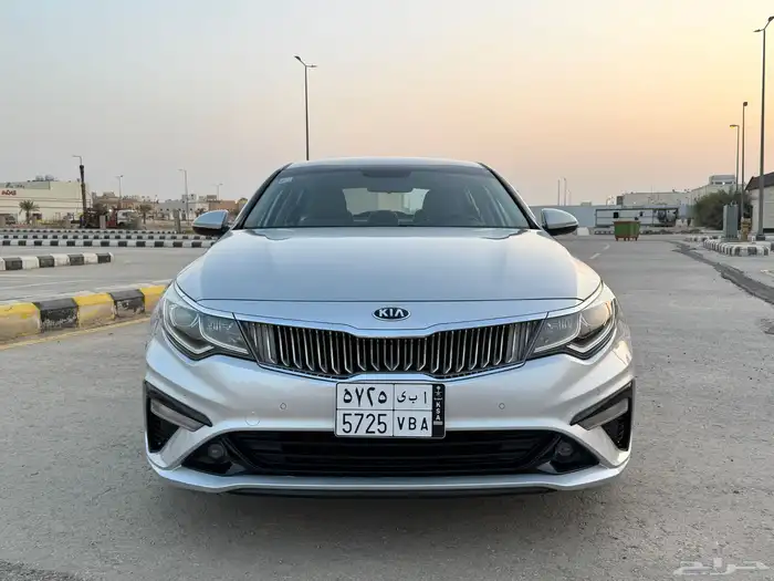 كيا اوبتيما 2020 مكينه 2.0 استاندر مطور بحالة الوكالة 0