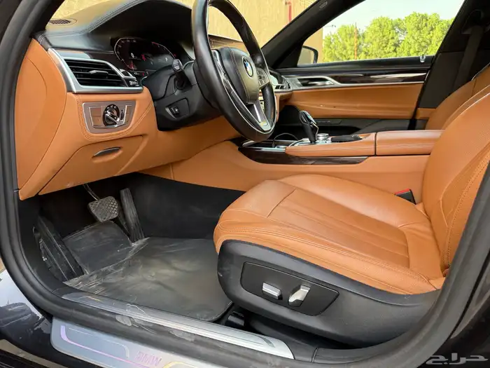 بي ام دبليو 2020 Li 730 21