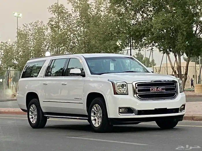 جي ام سي يوكن   2020 SLE 4