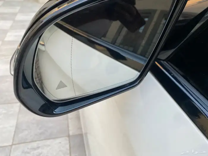 مرسيدس E220 2019 23