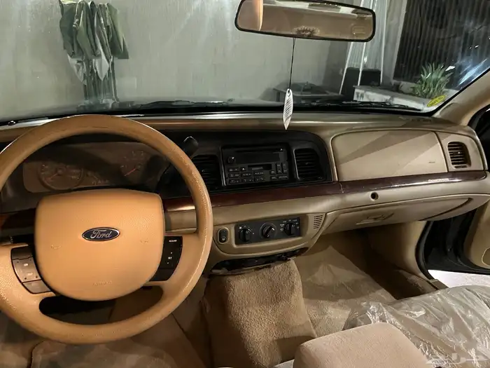 فورد فكتوريا 2011 سعودي توكيلات الجزيزه 23