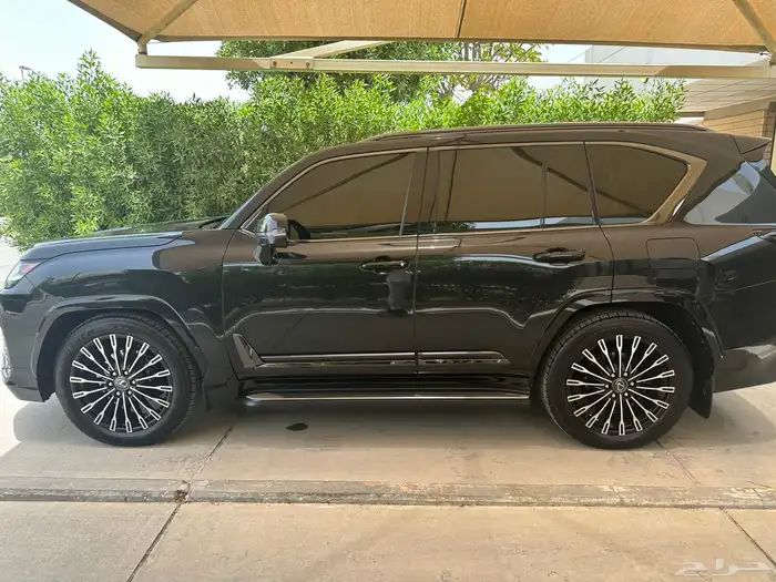 لكزس lx600 vip بلاك اديشين 2025 1