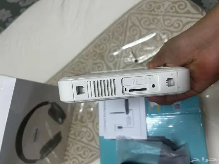 للبيع راوترين جديده و سماعه جديده 7