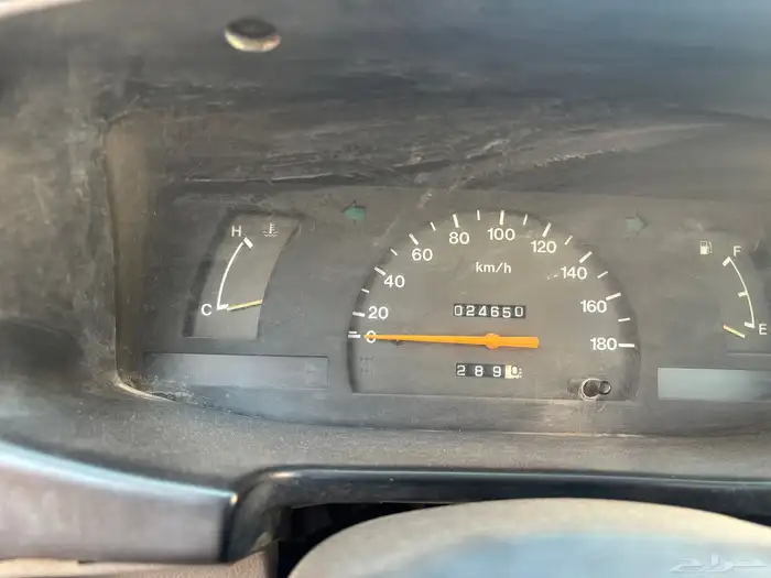 ايسوزو بنزين م2000 وكاله مبيعات حكومية 1