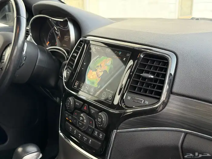 جيب شروكي موديل 2021 لميتد 21