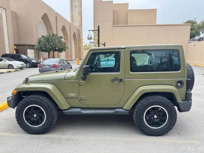 جيب رانجلر صحارى اخضر كوماندو للبيع في الرياض 2